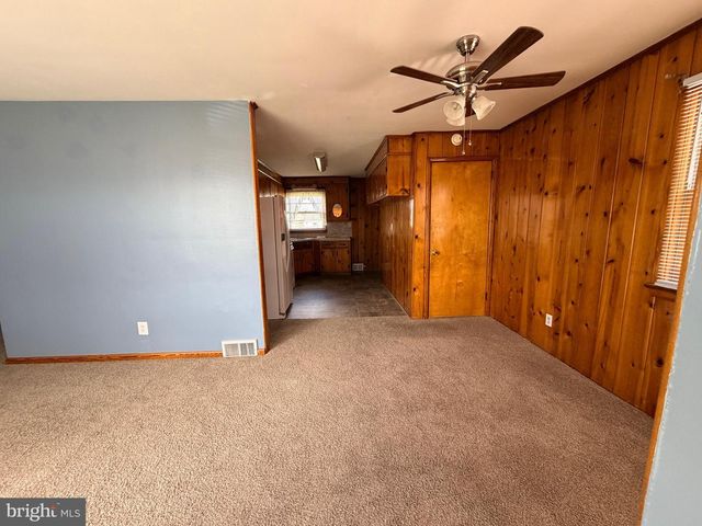 9060 DOWNSVILLE PIKE, Williamsport, MD 21795