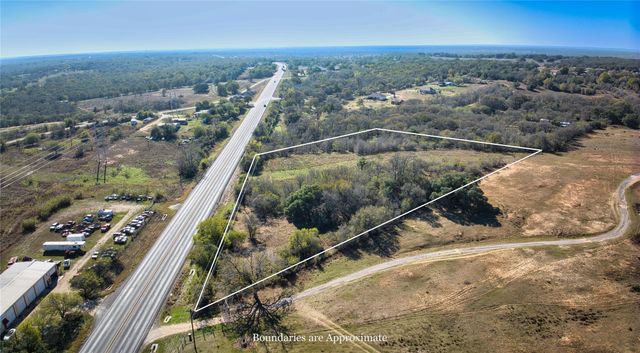 6635 S US HIGHWAY 183, Lockhart, TX 78644