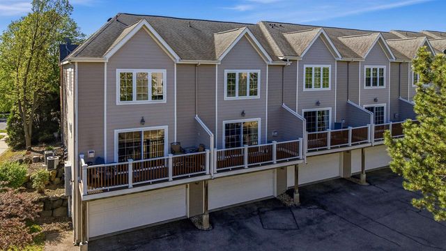 5462 Coachman Place, Fitchburg, WI 53711