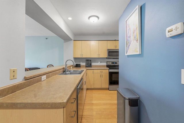 5462 Coachman Place, Fitchburg, WI 53711