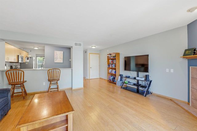 5462 Coachman Place, Fitchburg, WI 53711