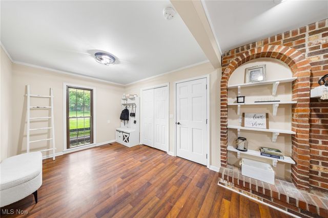 1141 Las Olas Boulevard NW, North Canton, OH 44720