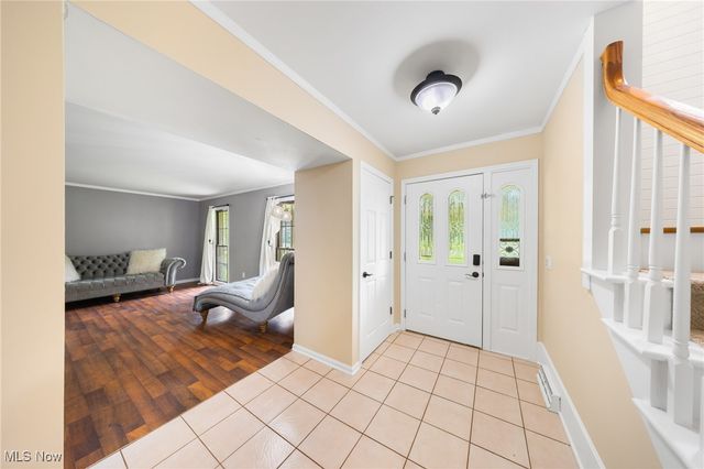 1141 Las Olas Boulevard NW, North Canton, OH 44720