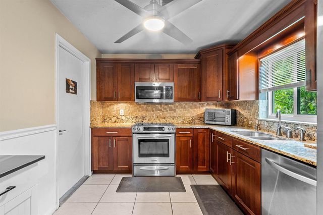 1108 Sonata Way, Royal Palm Beach, FL 33411