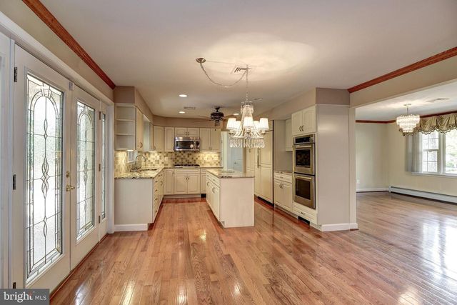 929 WOBURN CT, Mclean, VA 22102