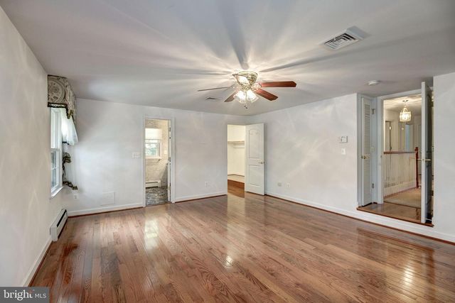 929 WOBURN CT, Mclean, VA 22102