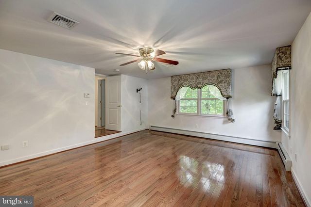 929 WOBURN CT, Mclean, VA 22102