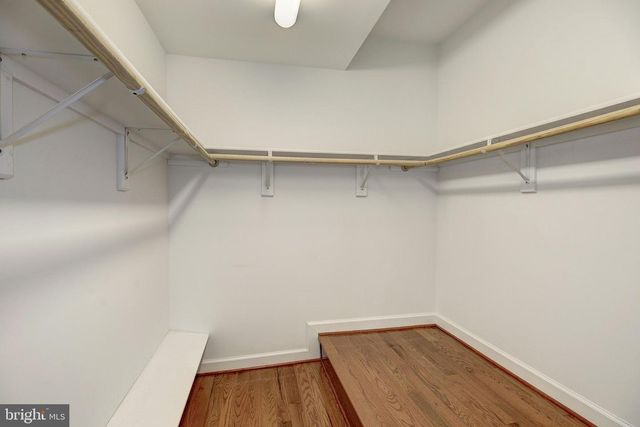 929 WOBURN CT, Mclean, VA 22102