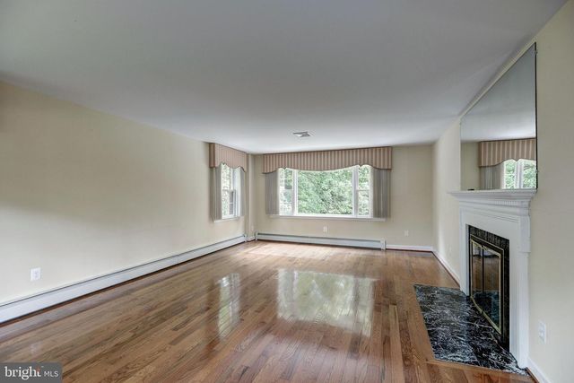 929 WOBURN CT, Mclean, VA 22102