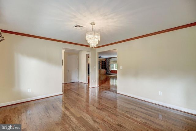 929 WOBURN CT, Mclean, VA 22102