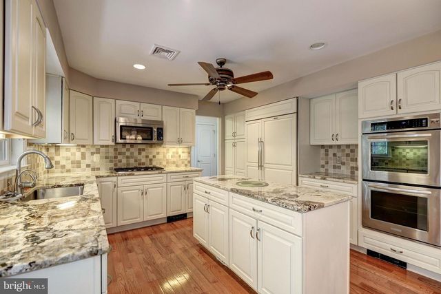 929 WOBURN CT, Mclean, VA 22102