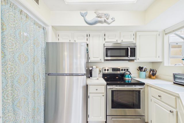 1800 Charlesmont Drive 6-107, Melbourne, FL 32903