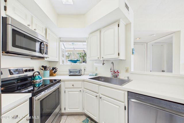 1800 Charlesmont Drive 6-107, Melbourne, FL 32903