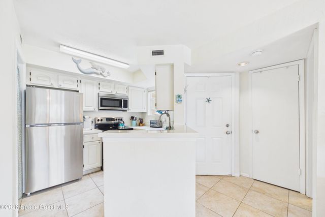 1800 Charlesmont Drive 6-107, Melbourne, FL 32903