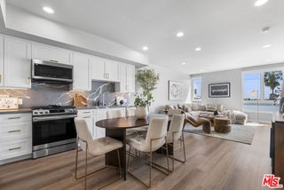 7428 Santa Monica Boulevard 406, West Hollywood, CA 90046