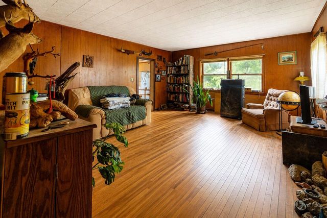 467 Lake Kegonsa ROAD, Oregon, WI 53575