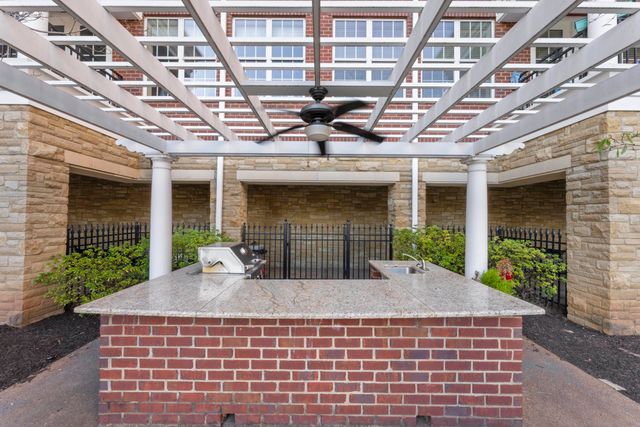 3520 Central Ave Apt 210, Memphis, TN 38111