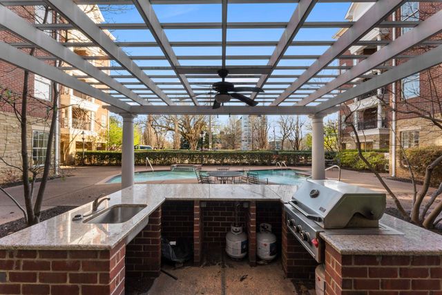 3520 Central Ave Apt 210, Memphis, TN 38111