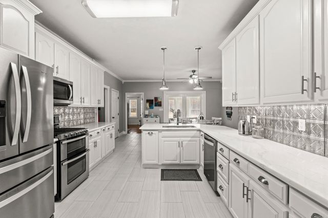 124 W Eden Park Road, Searcy, AR 72143