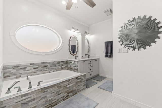 124 W Eden Park Road, Searcy, AR 72143