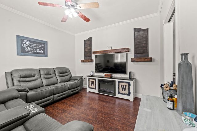 124 W Eden Park Road, Searcy, AR 72143