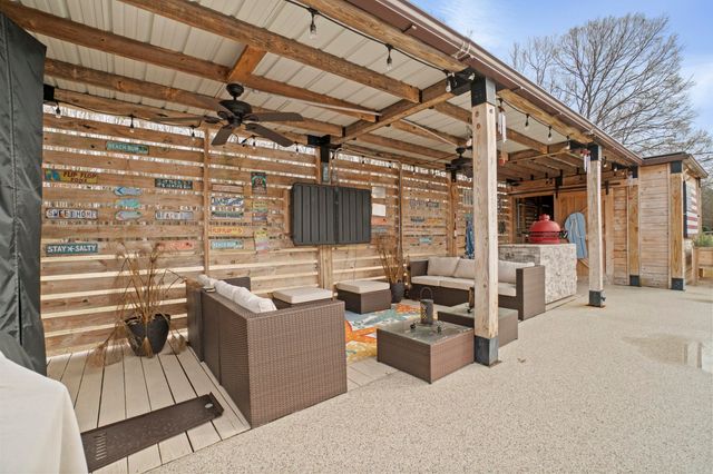 124 W Eden Park Road, Searcy, AR 72143