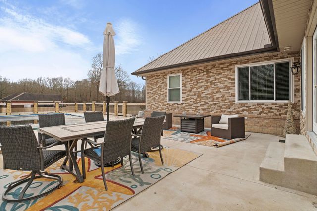 124 W Eden Park Road, Searcy, AR 72143