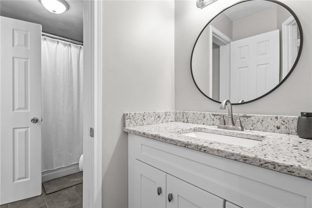 626 Smithfield Road 906, North Providence, RI 02904