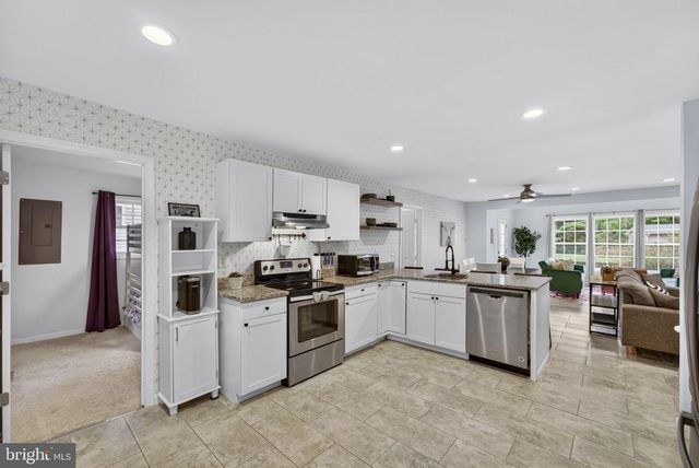 102 CONFEDERATE CIR, Locust Grove, VA 22508