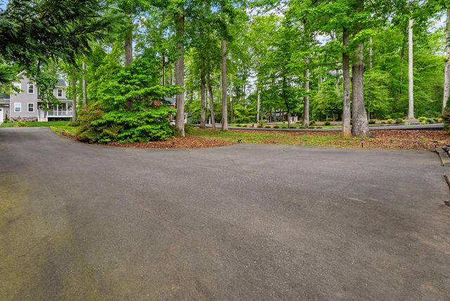 102 CONFEDERATE CIR, Locust Grove, VA 22508