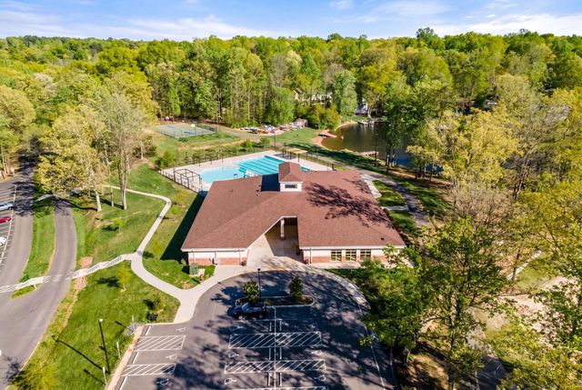 102 CONFEDERATE CIR, Locust Grove, VA 22508