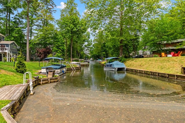 102 CONFEDERATE CIR, Locust Grove, VA 22508
