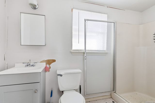 739 Bernard, San Antonio, TX 78221