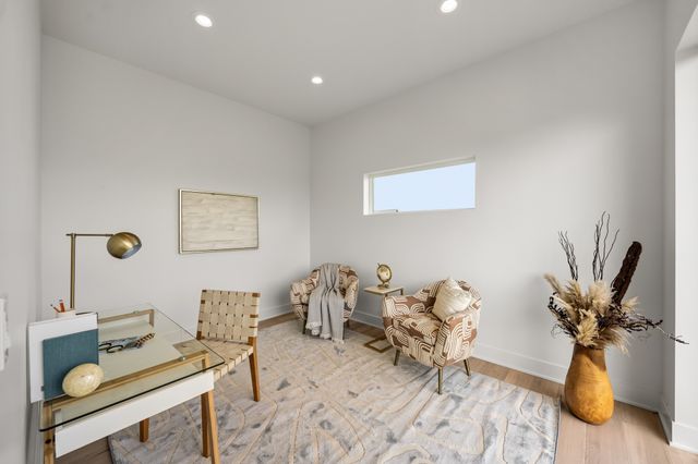 17212 Springbrook Trail, Urbandale, IA 50263