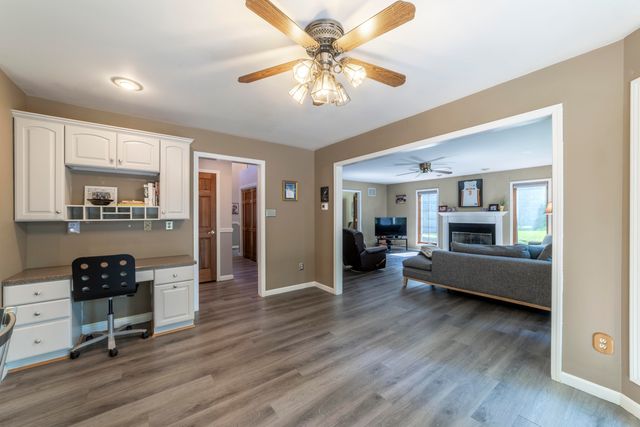 131 Beverly Drive, Chesterton, IN 46304