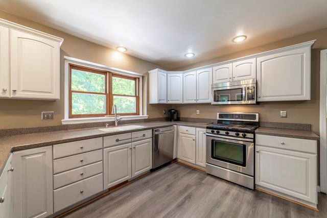131 Beverly Drive, Chesterton, IN 46304