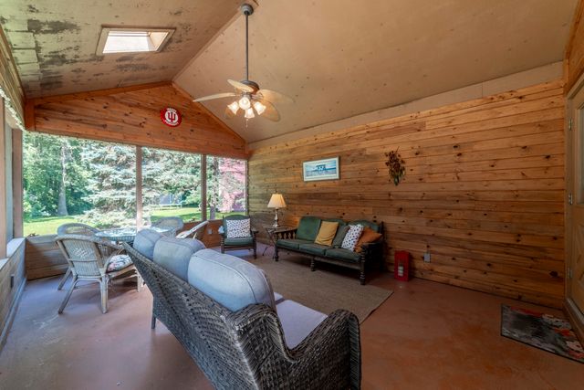 131 Beverly Drive, Chesterton, IN 46304