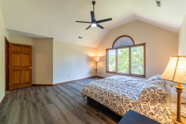 131 Beverly Drive, Chesterton, IN 46304