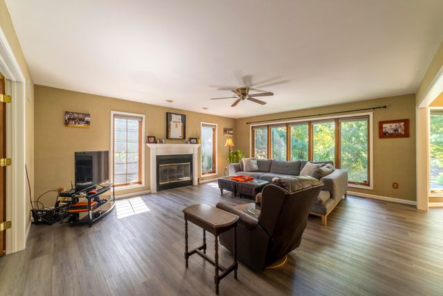 131 Beverly Drive, Chesterton, IN 46304
