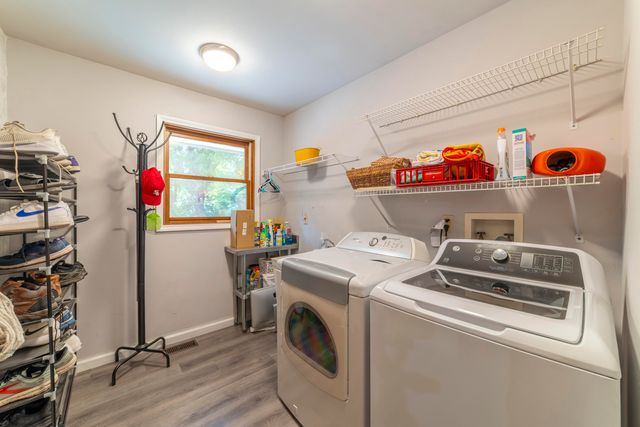 131 Beverly Drive, Chesterton, IN 46304