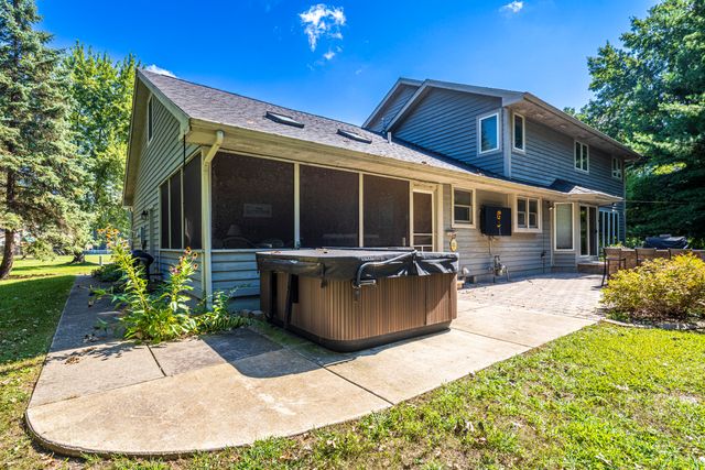 131 Beverly Drive, Chesterton, IN 46304
