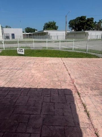 17545 NW 49 CT, Miami, FL 33055
