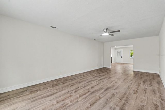 8170 22ND AVENUE N, St Petersburg, FL 33710