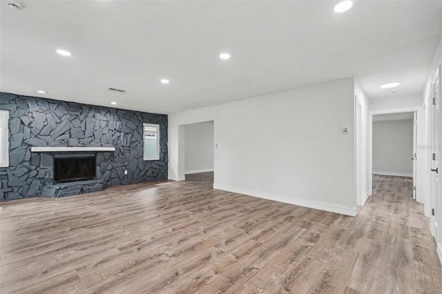8170 22ND AVENUE N, St Petersburg, FL 33710