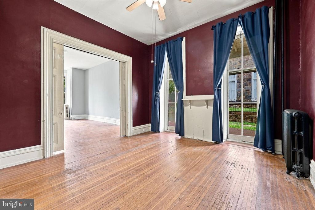 140 SUMAC ST, PHILADELPHIA, PA 19128 — photo 2