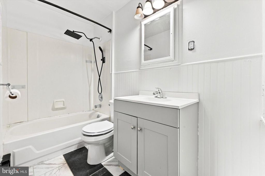 140 SUMAC ST, PHILADELPHIA, PA 19128 — photo 5