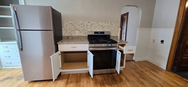 125 Vernon Street C, Worcester, MA 01610