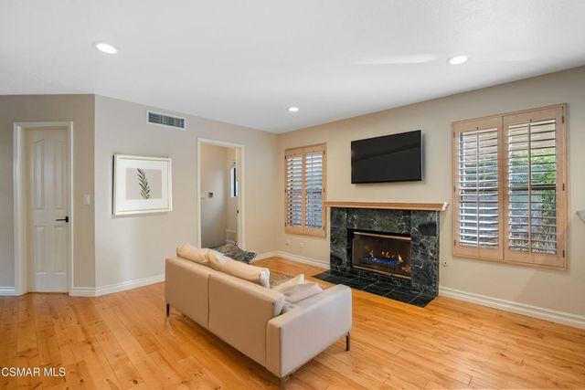 3831 Cottonwood Grove Trail, Calabasas, CA 91301