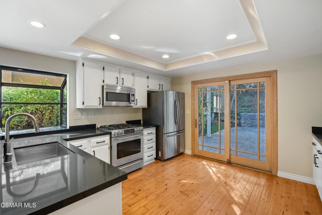 3831 Cottonwood Grove Trail, Calabasas, CA 91301