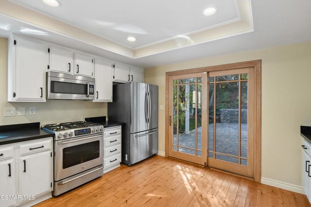 3831 Cottonwood Grove Trail, Calabasas, CA 91301